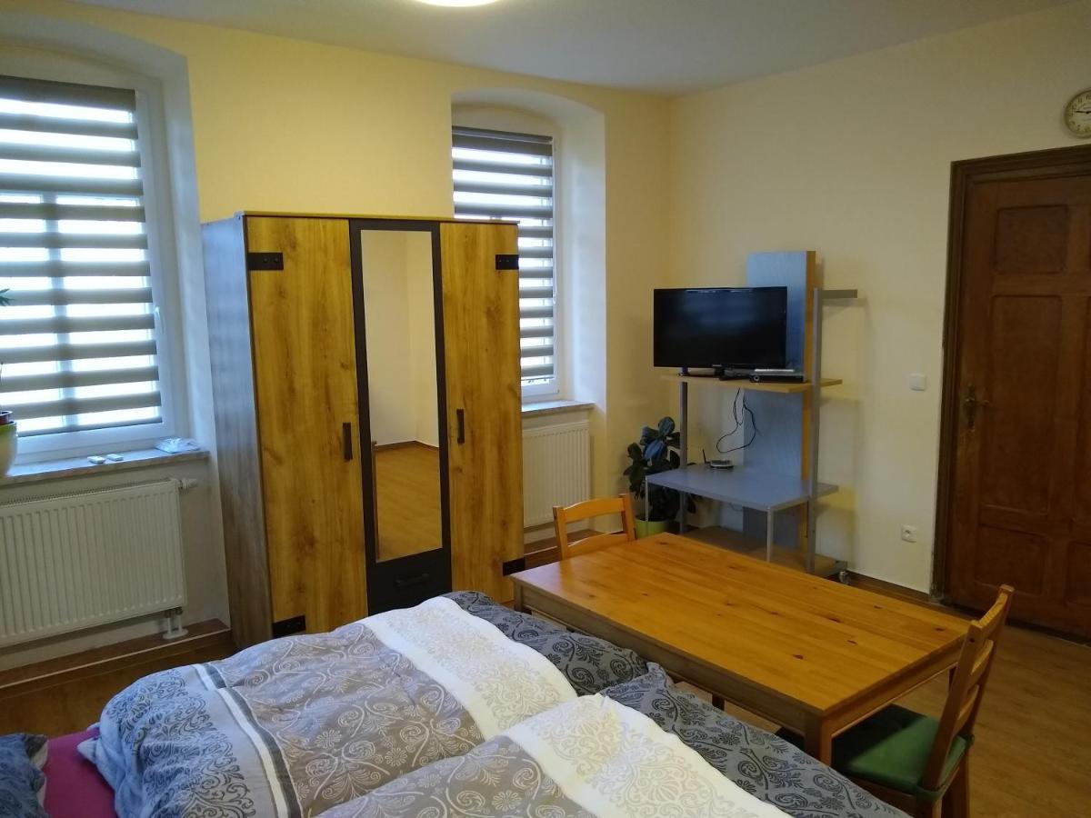 Ferienwohnung Schleich Starkenberg Экстерьер фото